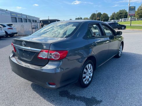 Used 2013 Toyota Corolla LE FWD image 14