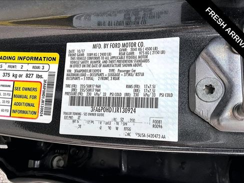 Used 2018 Ford Fusion SE w/ Fusion SE Technology Package FWD image 17