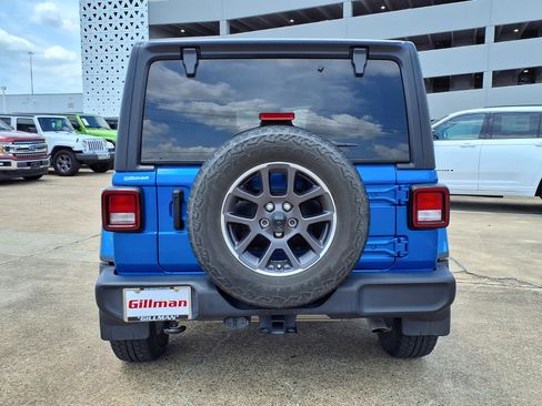 Used 2021 Jeep Wrangler Unlimited Sport AWD/4WD image 23
