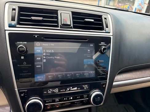 Used 2018 Subaru Outback 2.5i Limited AWD/4WD image 30