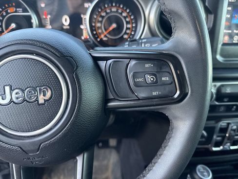 Used 2023 Jeep Wrangler Unlimited Sport AWD/4WD image 16
