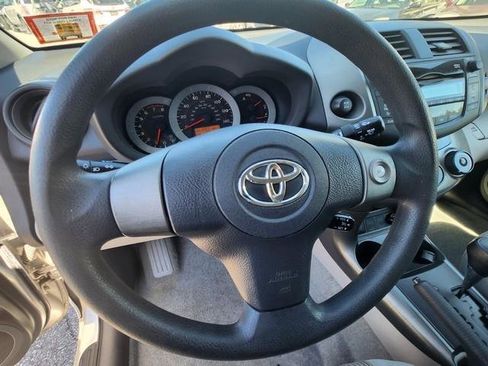 Used 2011 Toyota RAV4 4WD w/ Base L4 Extra Value Pkg image 11