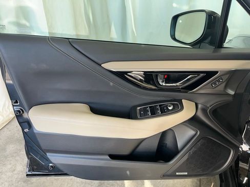 Used 2022 Subaru Outback Limited w/ Popular Package #2 image 9