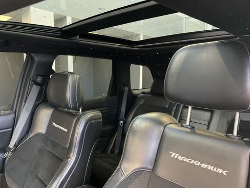Used 2018 Jeep Grand Cherokee Trackhawk AWD/4WD image 28