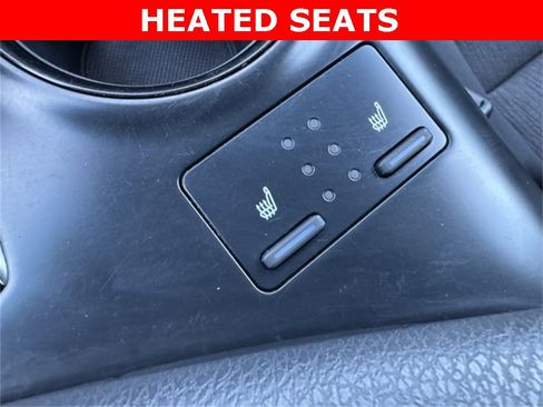 Certified 2018 Toyota Camry LE image 13