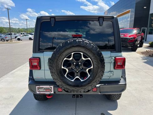 Used 2023 Jeep Wrangler Unlimited Rubicon w/ LED Lighting Group AWD/4WD image 19