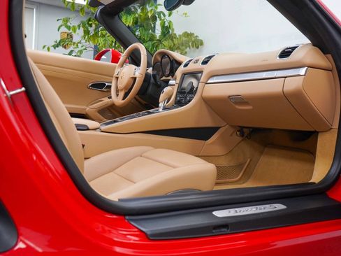 Used 2015 Porsche Boxster S RWD image 78