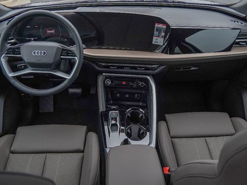 New 2025 Audi Q5 Premium Plus image 18