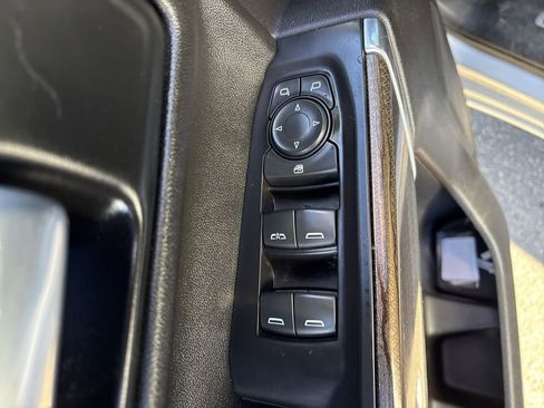 Used 2021 Chevrolet Silverado 1500 LT w/ Texas Edition Plus image 11