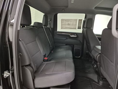 New 2026 GMC Sierra 3500 SLE w/ SLE Value Package image 28