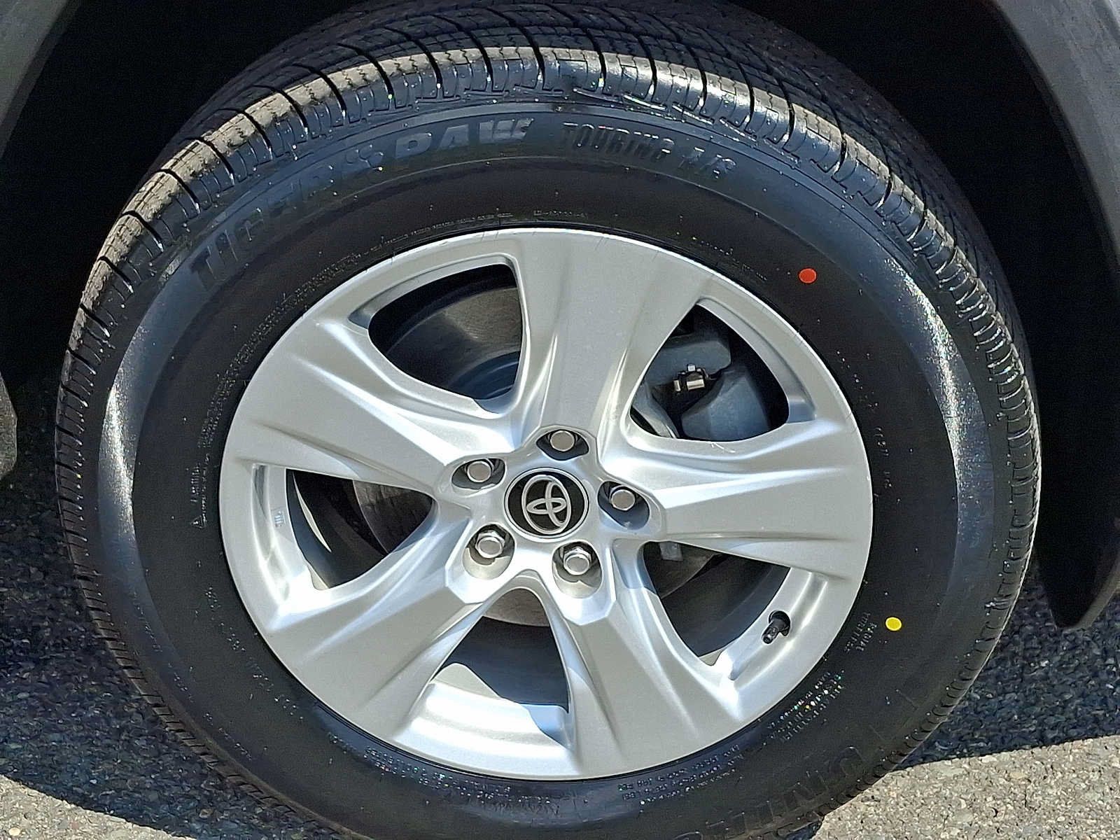 Used 2021 Toyota RAV4 XLE AWD/4WD image 8