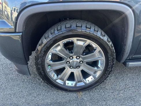 Used 2018 GMC Sierra 1500 Denali w/ Denali Ultimate Package image 7