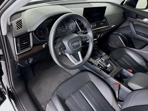 Used 2023 Audi Q5 2.0T Premium AWD/4WD image 9