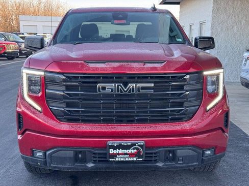 Used 2022 GMC Sierra 1500 Elevation image 11