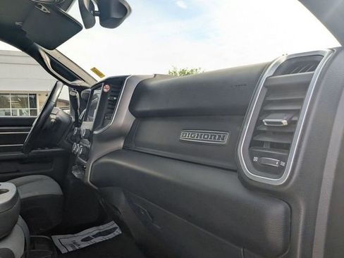 Used 2024 RAM 3500 Big Horn AWD/4WD image 40