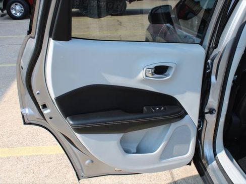 Certified 2020 Jeep Compass Latitude w/ Safety & Security Group FWD image 20
