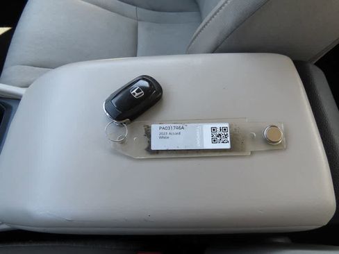 Used 2023 Honda Accord LX image 22