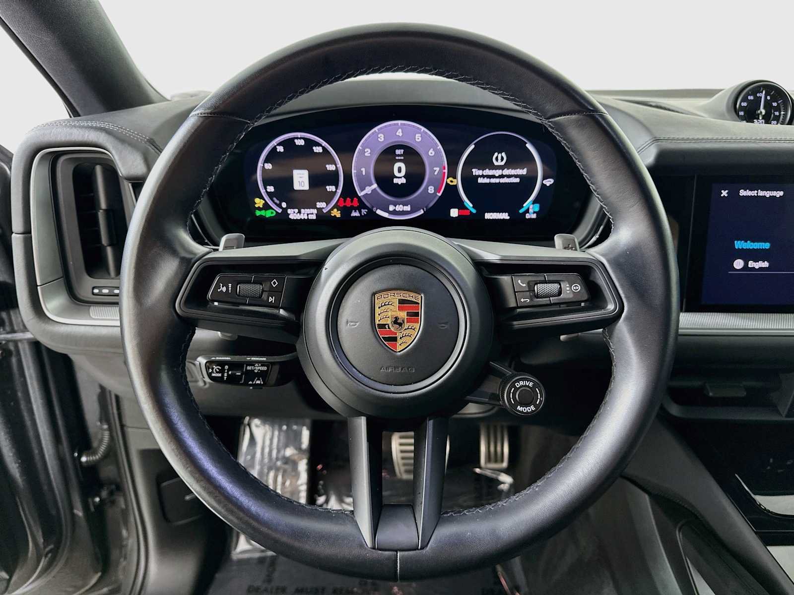 Certified 2024 Porsche Cayenne S AWD/4WD image 14