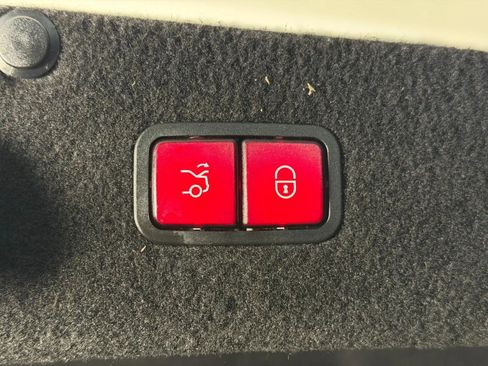 Used 2016 Mercedes-Benz S 550 Sedan w/ Premium Package image 14