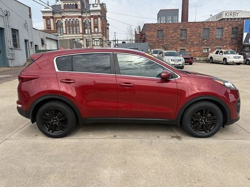 Used 2018 Kia Sportage LX FWD image 9