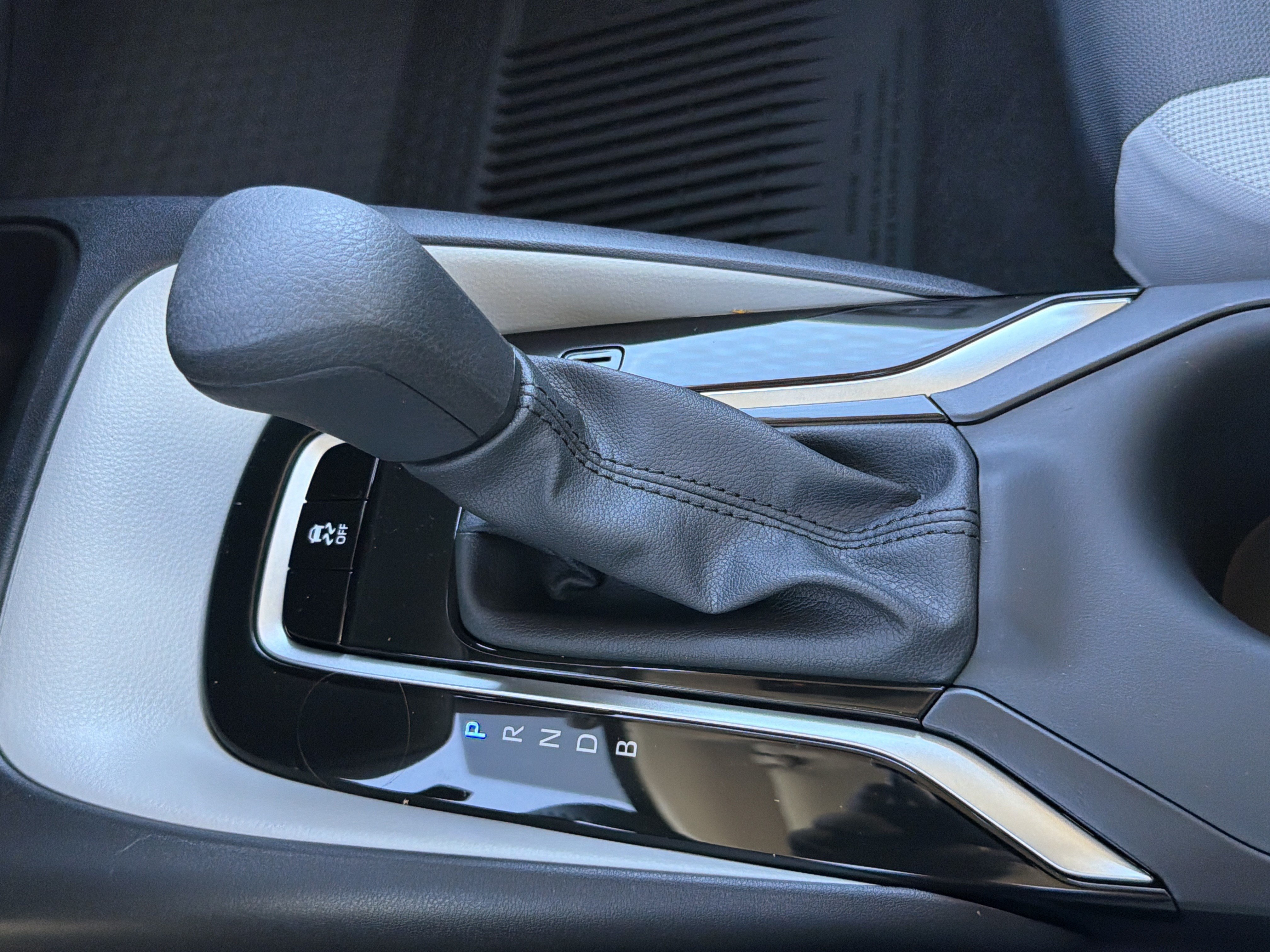 New 2027 Toyota Corolla LE FWD image 25