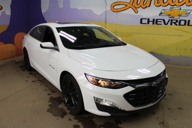 Certified 2024 Chevrolet Malibu LT w/ Sport Edition FWD image 3
