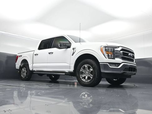 Used 2022 Ford F150 XLT w/ Equipment Group 302A High AWD/4WD image 4