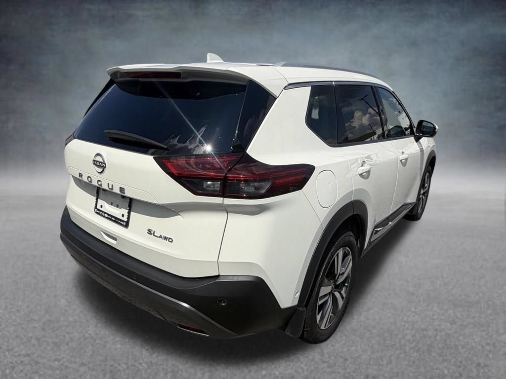 Used 2023 Nissan Rogue SL AWD/4WD image 5