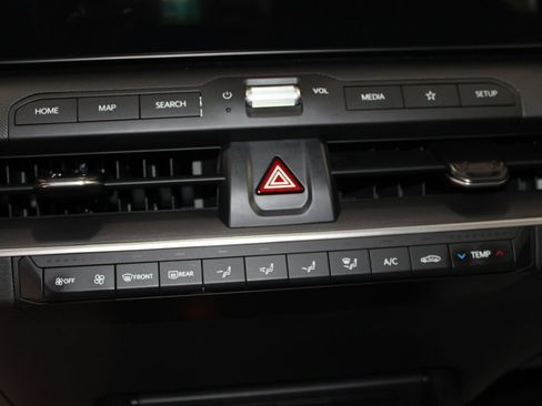 Used 2025 Kia K4 FWD image 41
