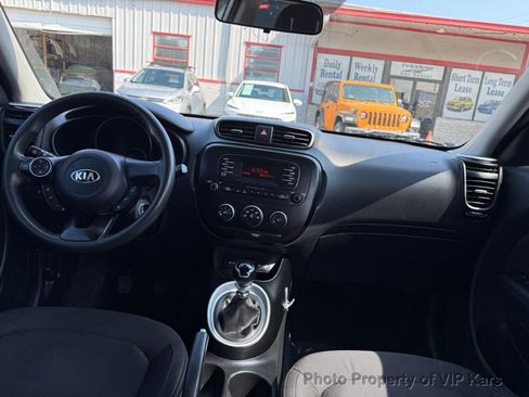 Used 2016 Kia Soul image 14
