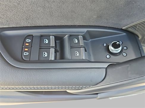 Used 2023 Audi SQ5 Premium Plus w/ Premium Plus Package image 28