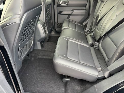 New 2026 Ford Bronco Badlands AWD/4WD image 9