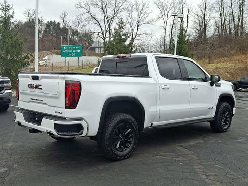 Used 2022 GMC Sierra 1500 AT4 w/ AT4 Premium Package image 6
