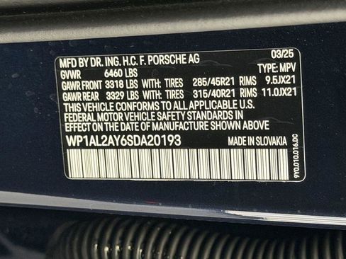 Used 2025 Porsche Cayenne S AWD/4WD image 26