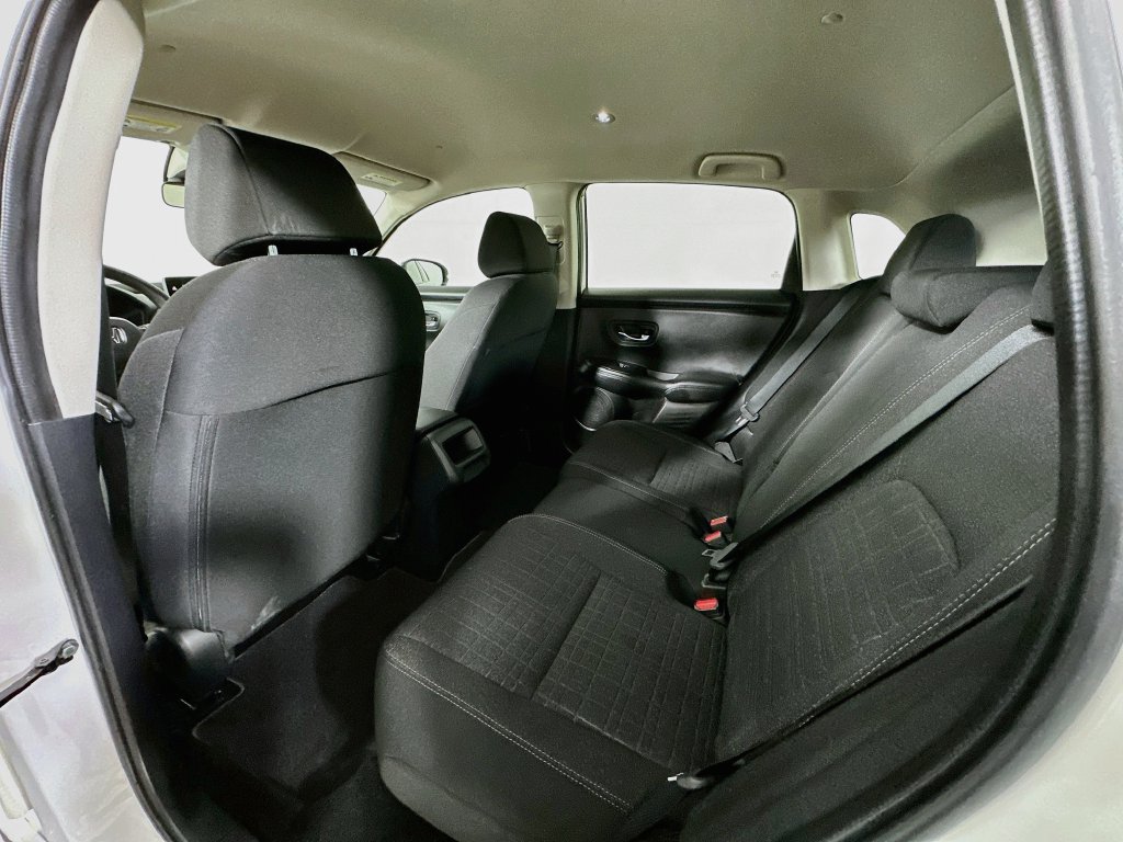Certified 2026 Honda HR-V LX image 4