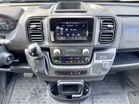 Used 2023 RAM ProMaster 2500 image 17