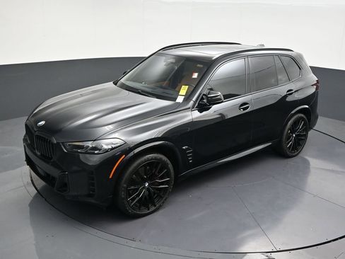 Used 2024 BMW X5 sDrive40i w/ M Sport Package image 17