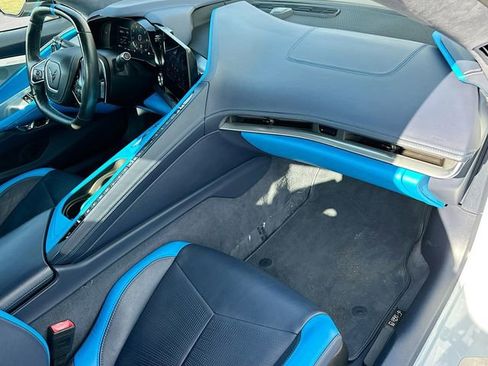 Used 2021 Chevrolet Corvette Stingray Premium Conv w/ Z51 Performance Package image 28