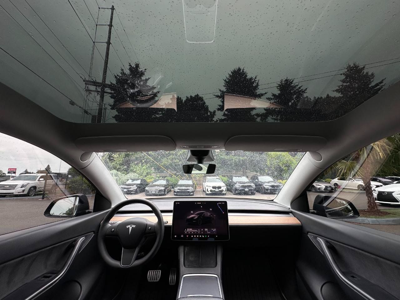 Used 2022 Tesla Model Y Performance AWD/4WD image 6
