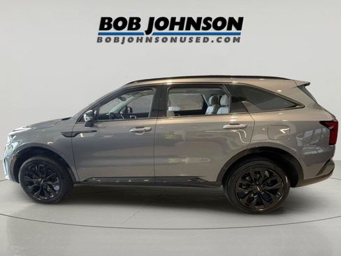 Used 2023 Kia Sorento SX AWD/4WD image 6