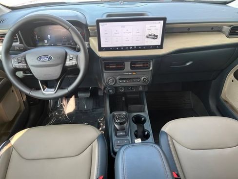 Used 2025 Ford Maverick Lariat w/ 4K Tow Package AWD/4WD image 12