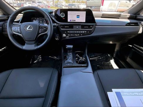 Used 2025 Lexus ES 350 FWD image 11