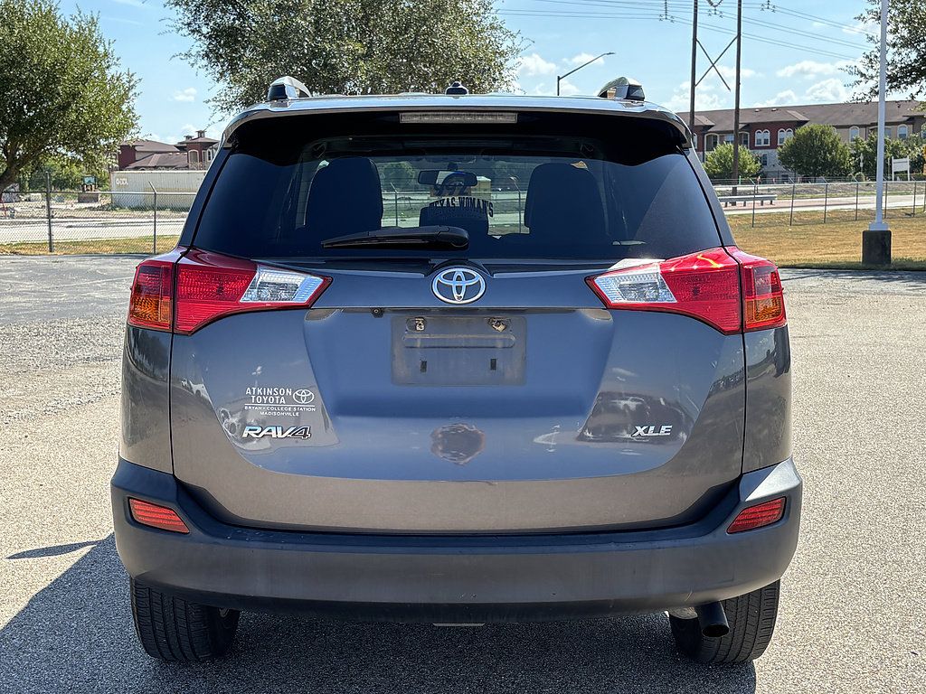Used 2014 Toyota RAV4 XLE FWD image 5