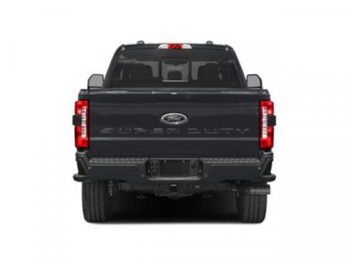 Used 2024 Ford F250 XLT w/ Black Appearance Package AWD/4WD image 5