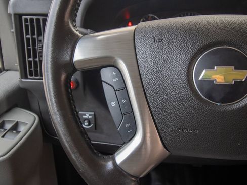 Used 2017 Chevrolet Express 3500 LT w/ LT Preferred Equipment Group image 27