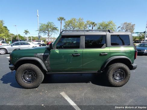 Used 2023 Ford Bronco Everglades image 10
