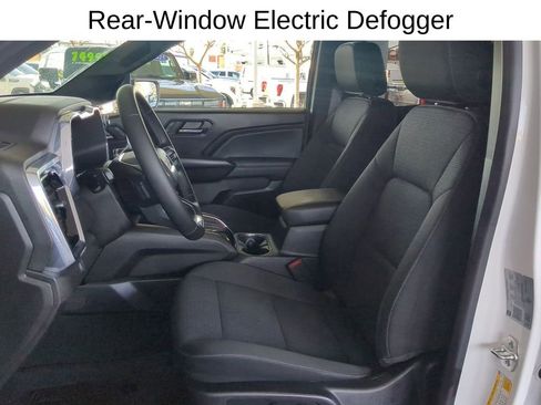 Used 2024 GMC Canyon Elevation w/ Convenience Package image 27