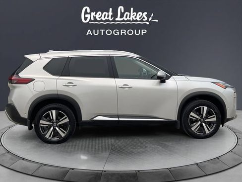 Used 2021 Nissan Rogue Platinum AWD/4WD image 6