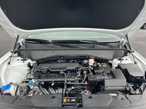 Used 2025 Hyundai Kona SEL FWD image 30