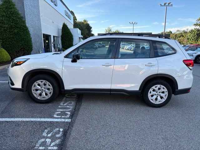 Used 2023 Subaru Forester AWD/4WD image 2